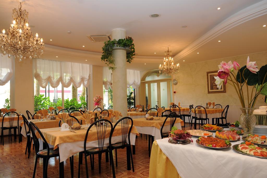 Hotel Flora Bellaria-Igea Marina Zewnętrze zdjęcie